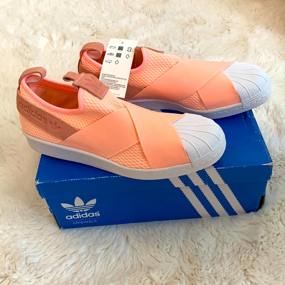 Adidas sneakers, 7.5 - Picture 1 of 5